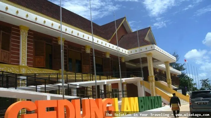 Gedung Lam Bintan: Tips, Harga Tiket, Kuliner, Lokasi, Fasilitas dan Spot