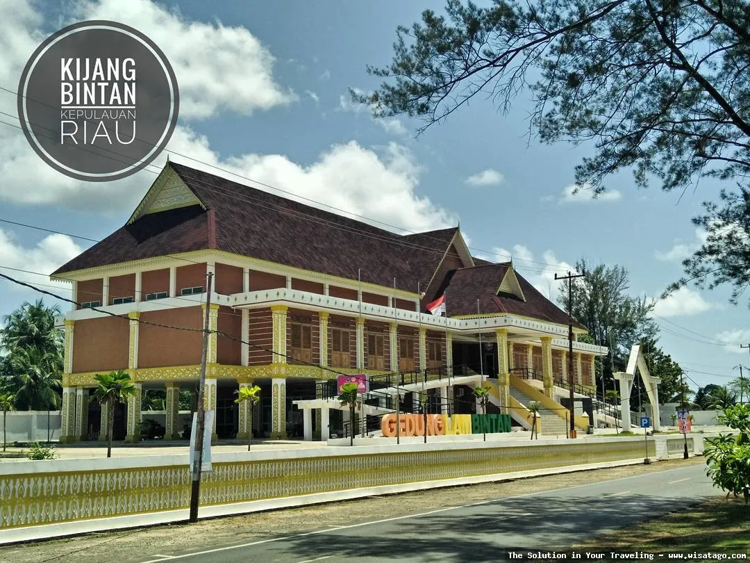 Gedung Lam Bintan: arsitektur megah modern