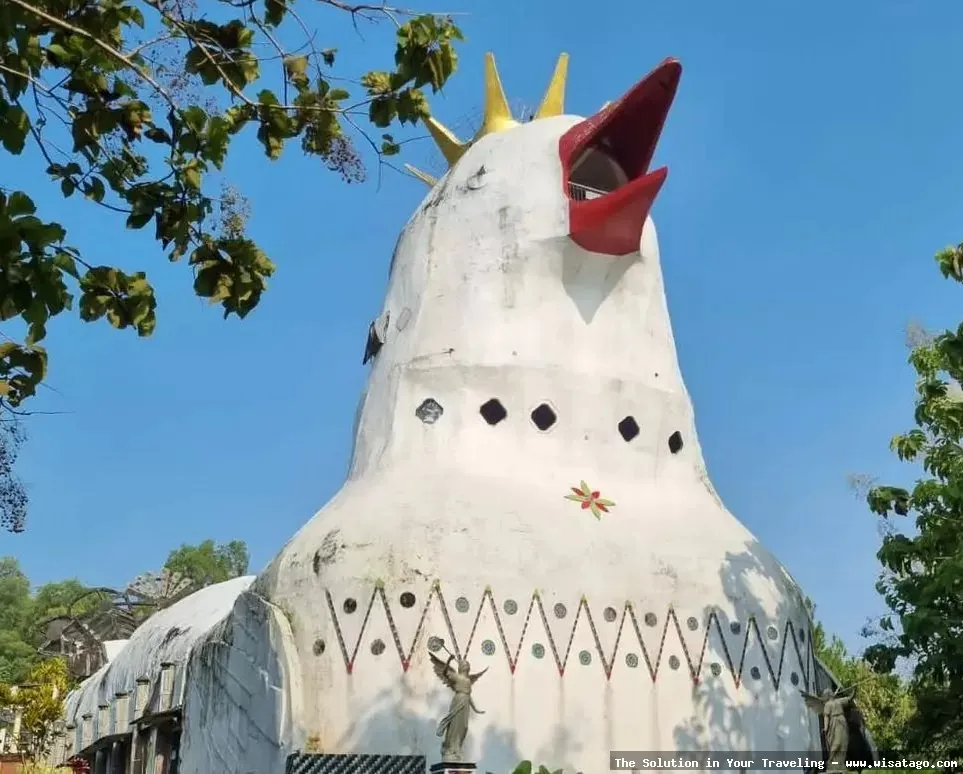 Gereja Ayam: Tips, Harga Tiket, Kuliner, Lokasi, Fasilitas dan Spot Gereja Ayam: Tips, Harga Tiket, Kuliner, Lokasi, Fasilitas dan Spot