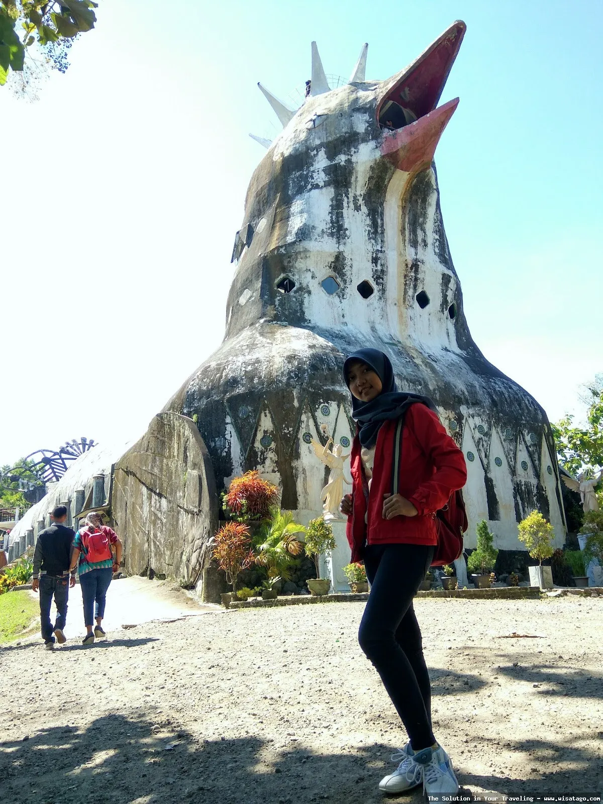 Gereja Ayam Magelang yang ikonis.