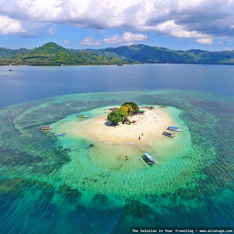 Gili Kedis: Tips, Harga Tiket, Kuliner, Lokasi, Fasilitas dan Spot Gili Kedis: Tips, Harga Tiket, Kuliner, Lokasi, Fasilitas dan Spot