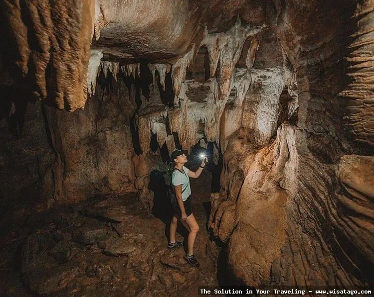 Goa Agung Garunggang: formasi batuan karst
