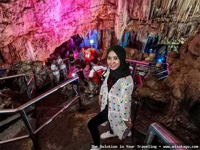 Goa Gong Pacitan, stalaktit menakjubkan