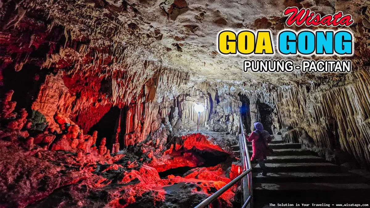 Goa Gong Pacitan, keindahan stalaktit memukau