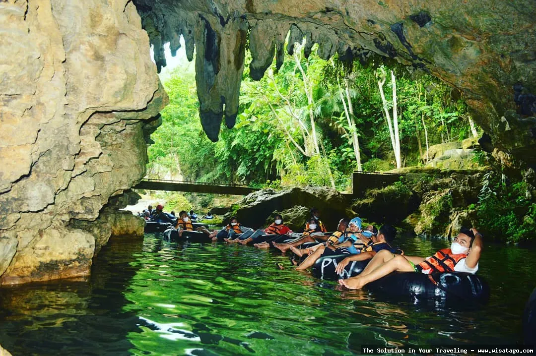 Goa Pindul: susur sungai dalam gua