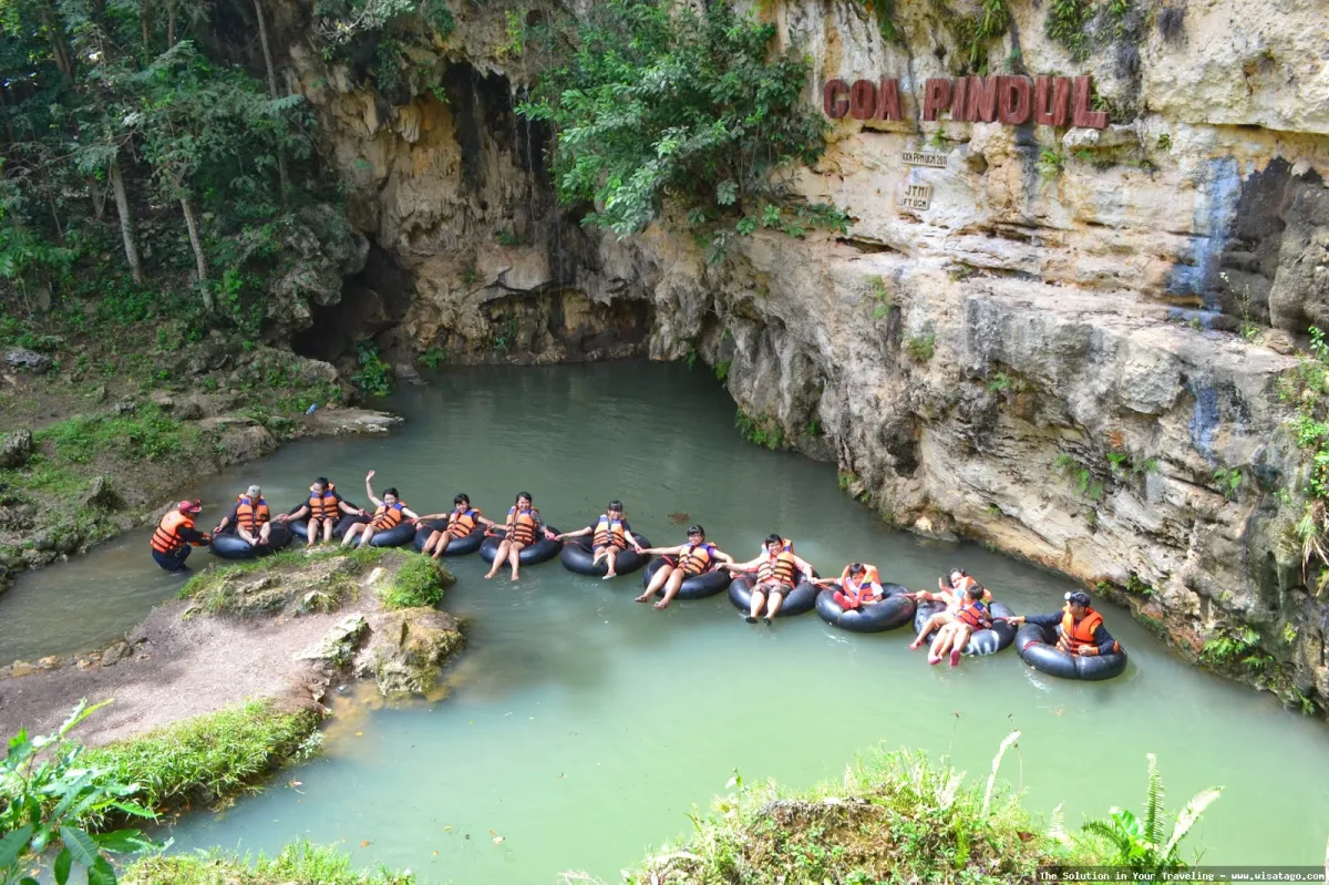 Goa Pindul, susur sungai dalam gua