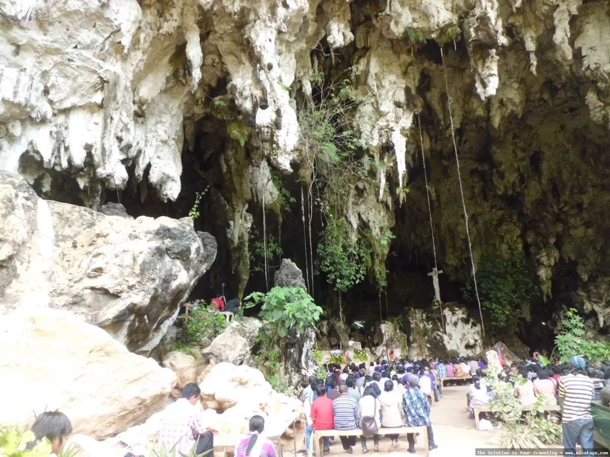 Gua Maria Tritis: tempat berdoa khusyuk