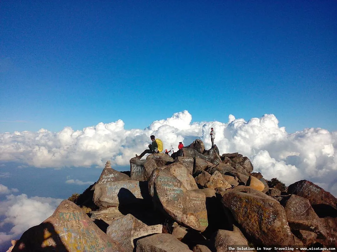 Gunung Arjuno, puncak Jawa Timur