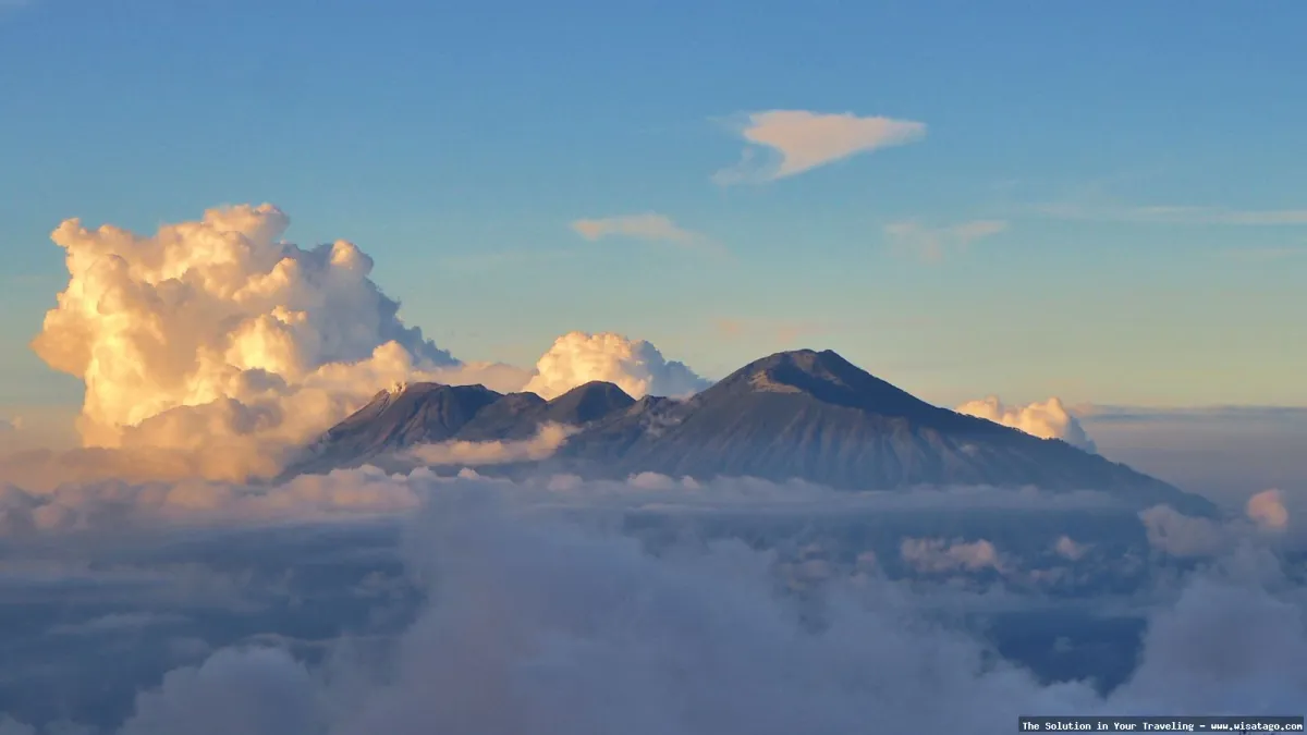 Gunung Arjuno, megahnya puncak Jawa Timur
