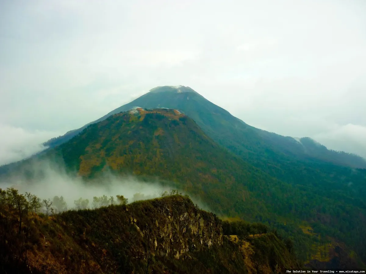 Gunung Arjuno, puncak Jawa Timur