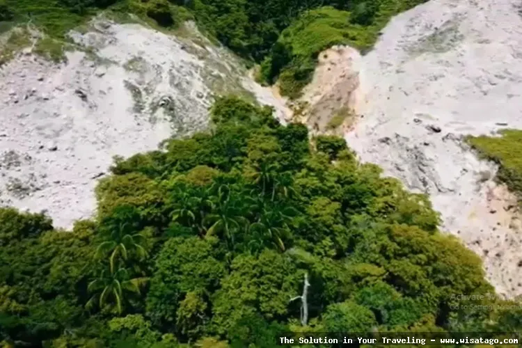 Gunung Berapi Jaboi: lanskap kawah aktif