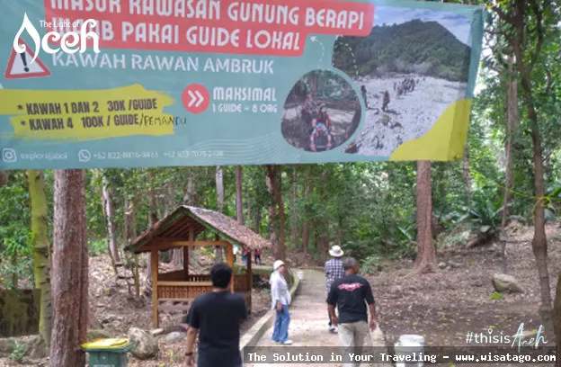 Gunung Berapi Jaboi, kawah berasap