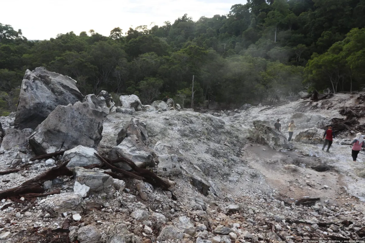 Gunung Berapi Jaboi: kawah yang berasap