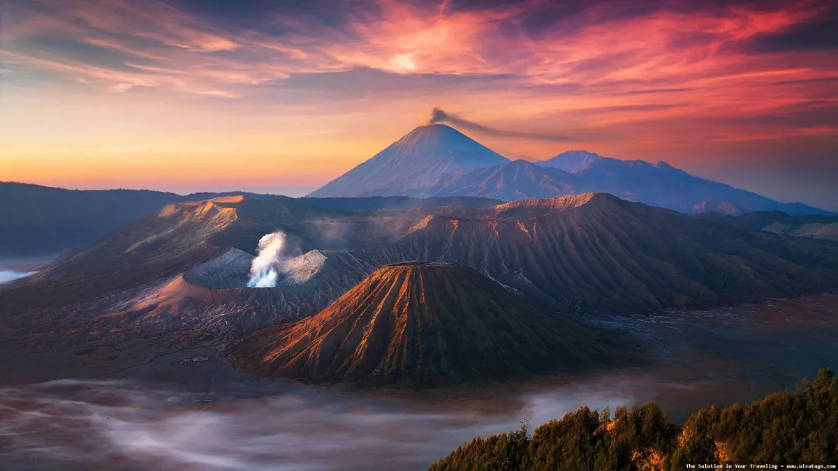 Gunung Bromo, lanskap vulkanik memukau
