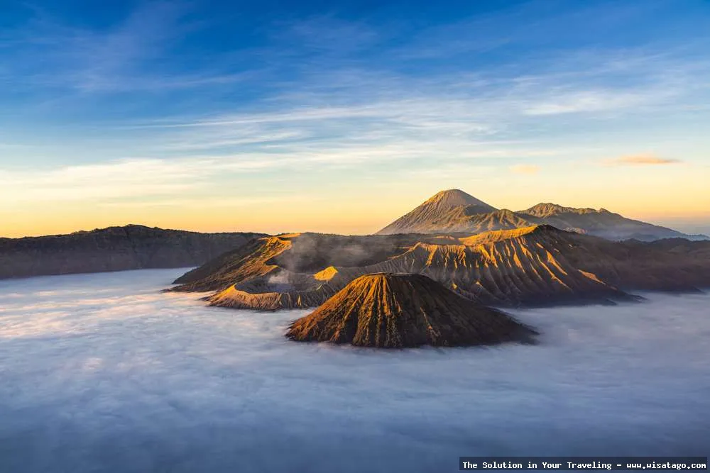 Gunung Bromo Jawa Timur yang memukau.