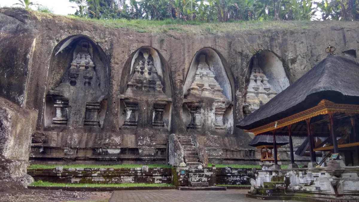 Gunung Kawi: Tips, Harga Tiket, Kuliner, Lokasi, Fasilitas dan Spot