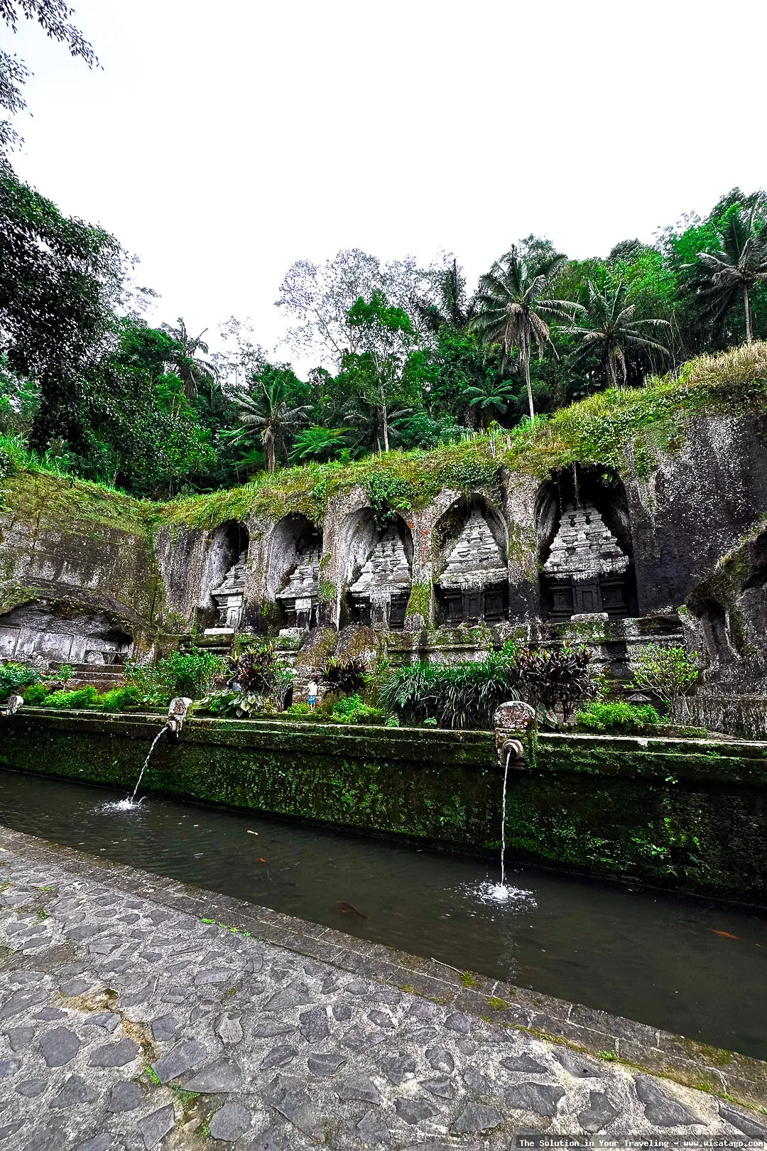 Gunung Kawi: pemandangan alam menakjubkan