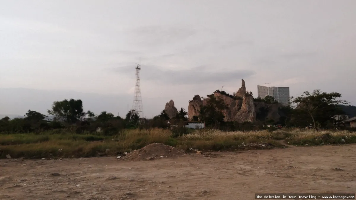 Gunung Kunyit, pesona alam Indonesia