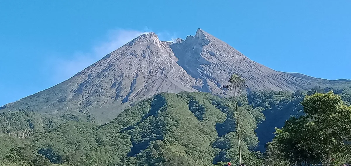 Gunung Merapi, lanskap vulkanik yang menakjubkan