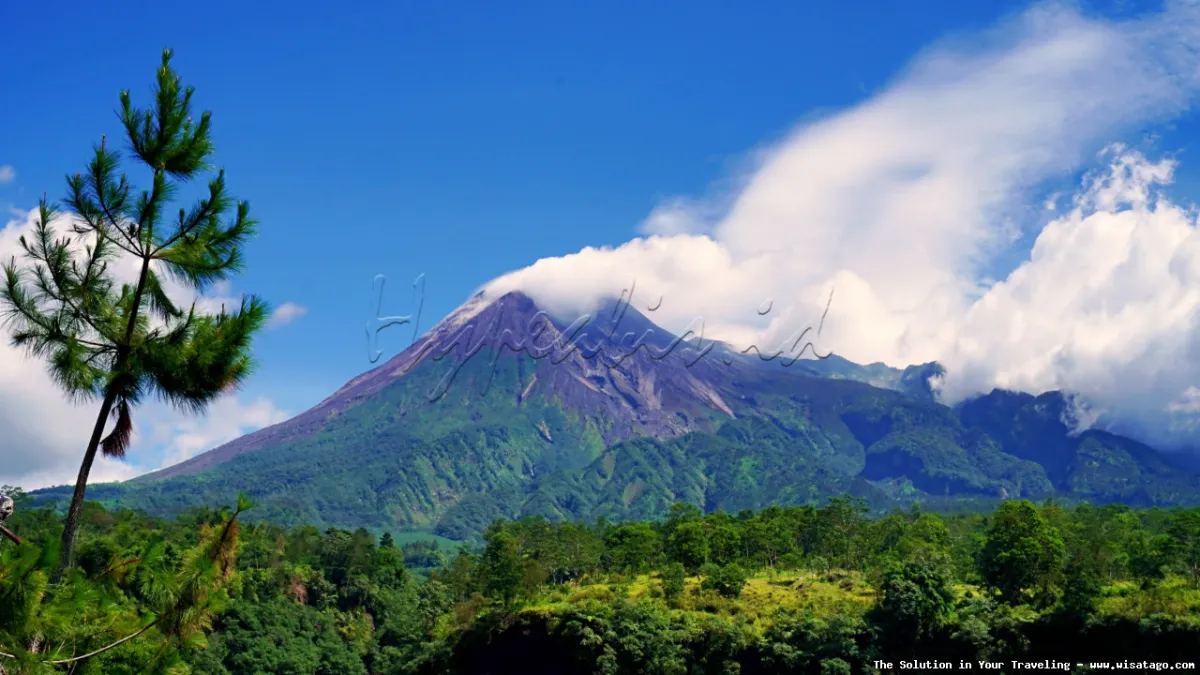 Gunung Merapi, panorama gagah dan berapi