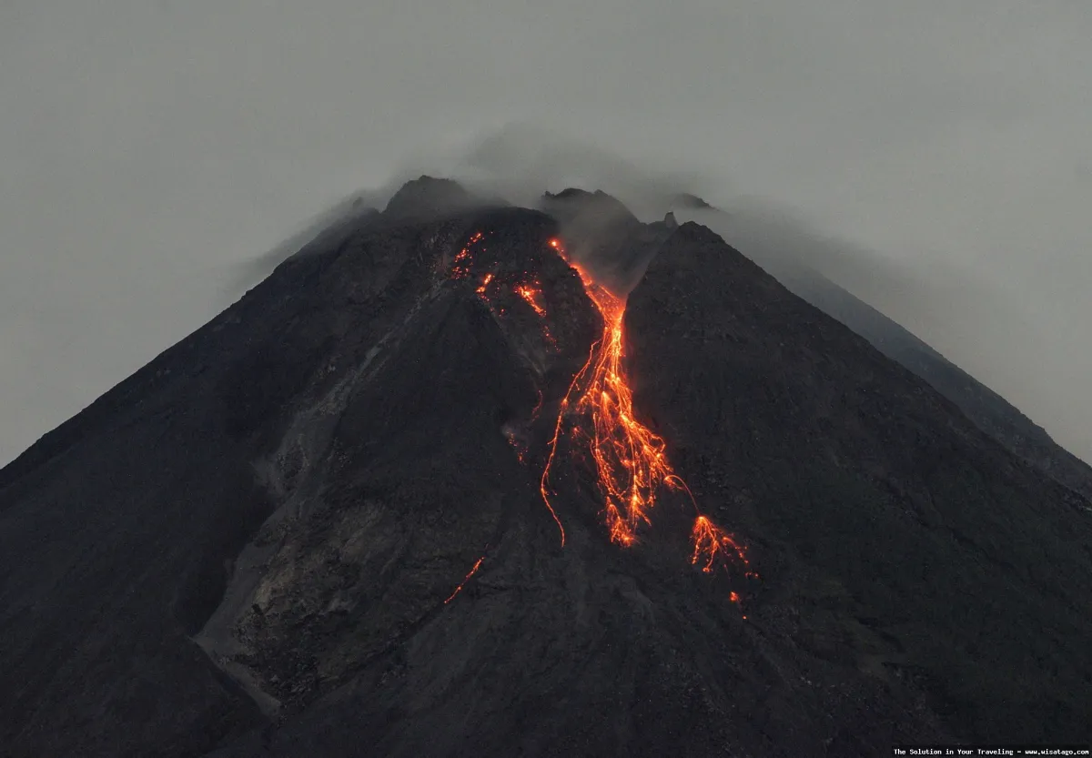 Gunung Merapi, panorama dari ketinggian