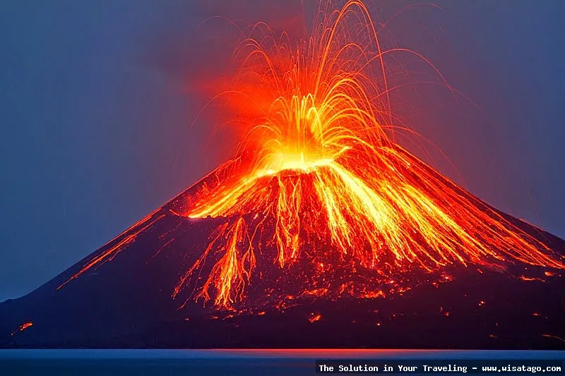 Gunung Merapi, lanskap vulkanik yang megah