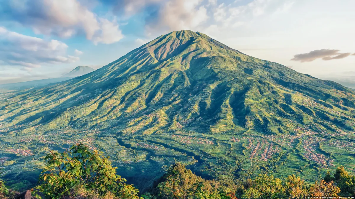 Gunung Merbabu, pemandangan alam memukau