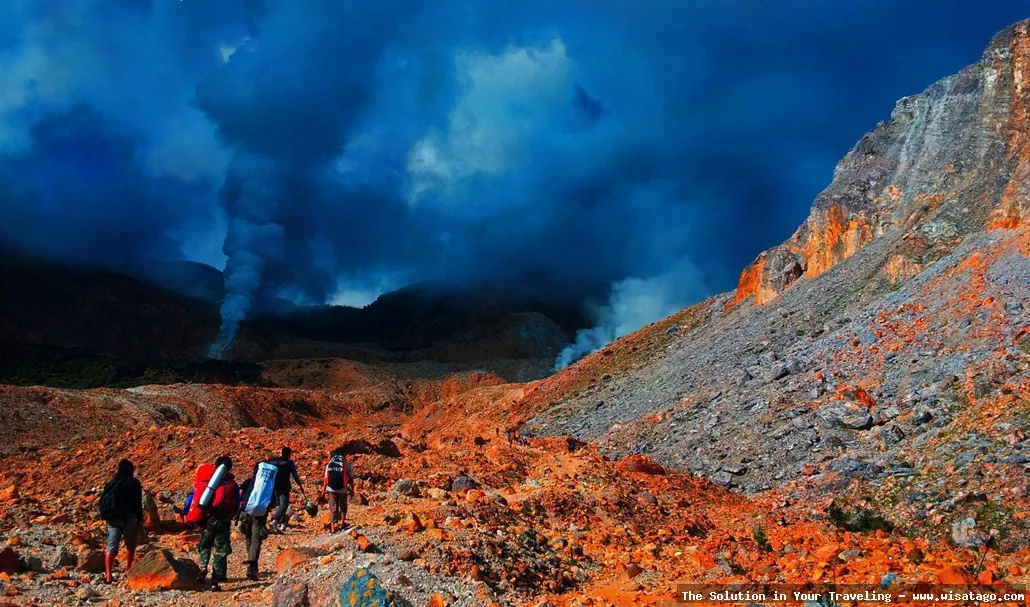 Gunung Papandayan, kawah yang memukau