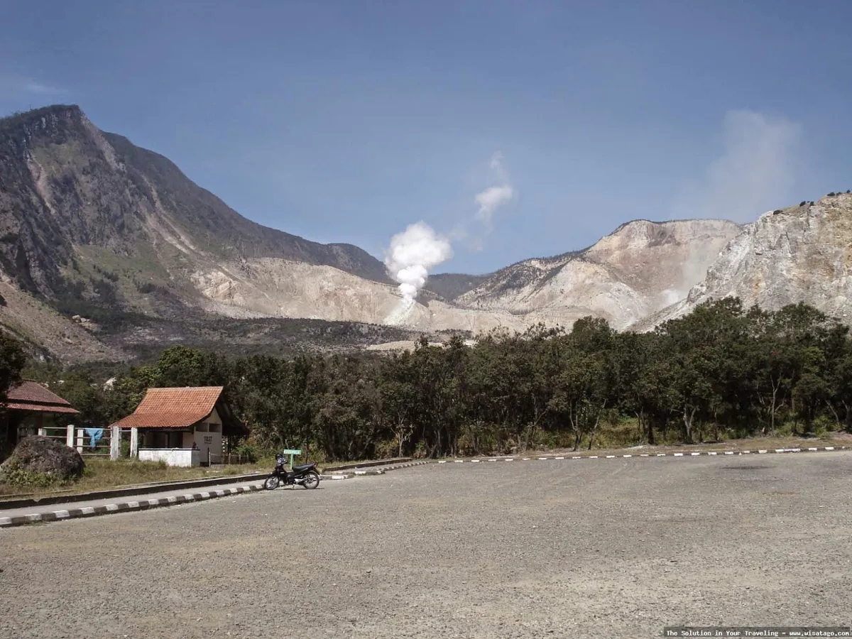 Gunung Papandayan, kawah yang menakjubkan