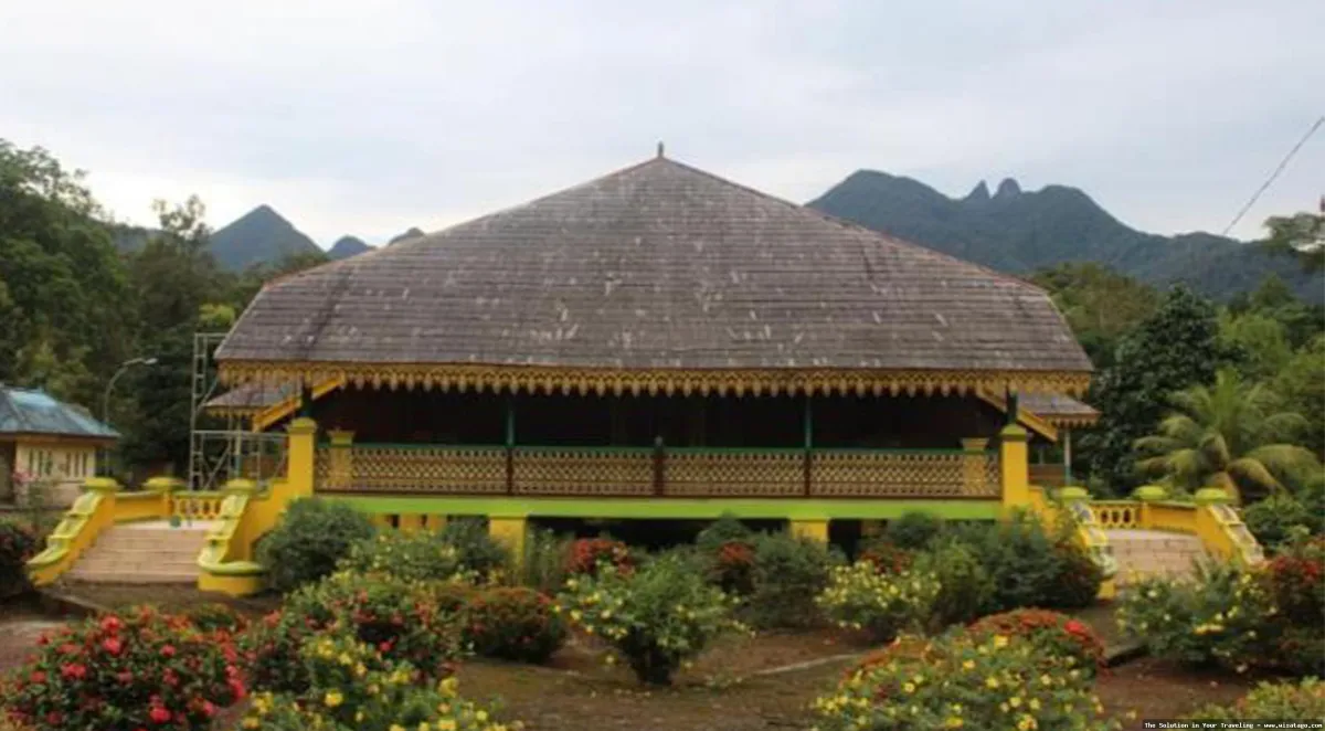 Istana Damnah, arsitektur megah nan indah