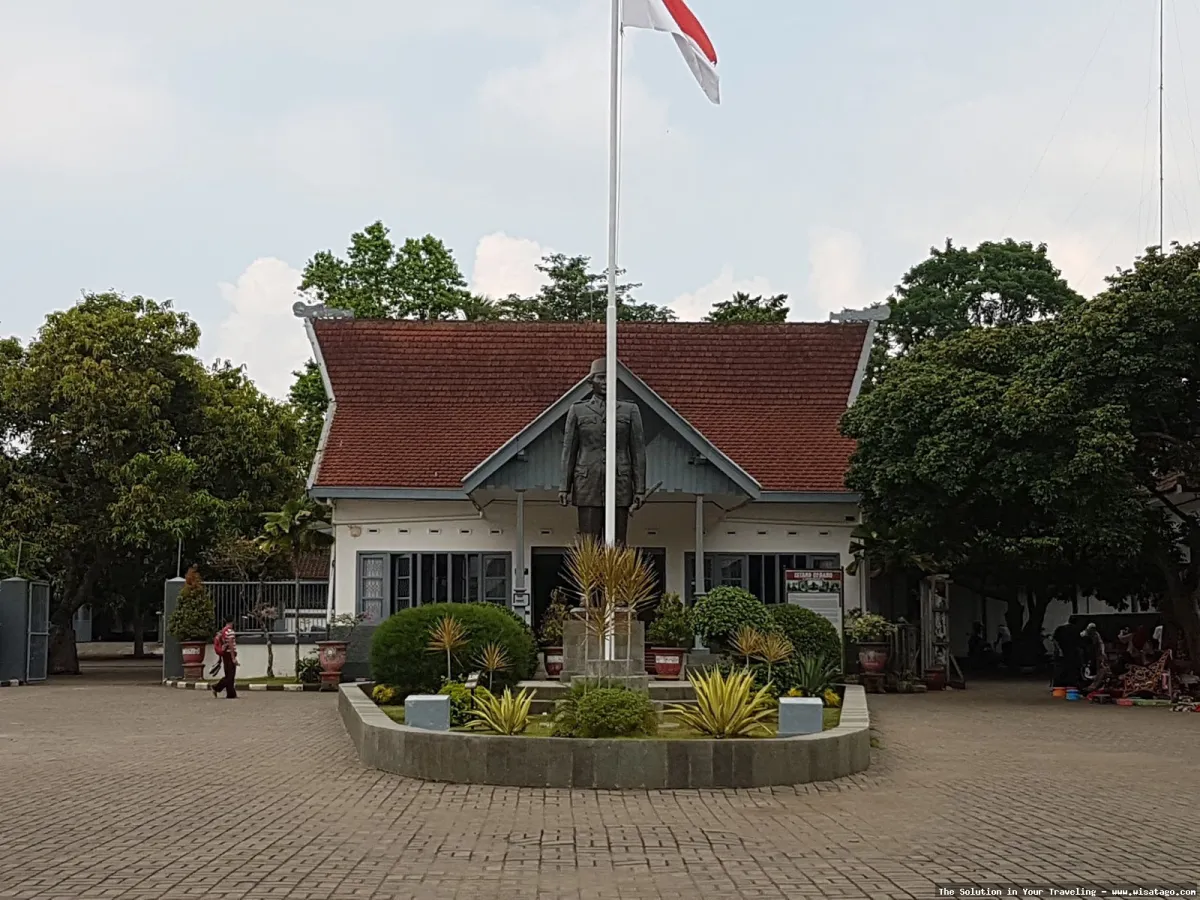 Istana Gebang, rumah masa kecil Soekarno