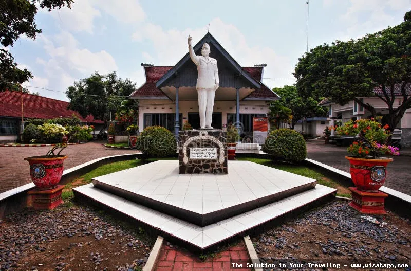 Istana Gebang, rumah masa kecil Soekarno