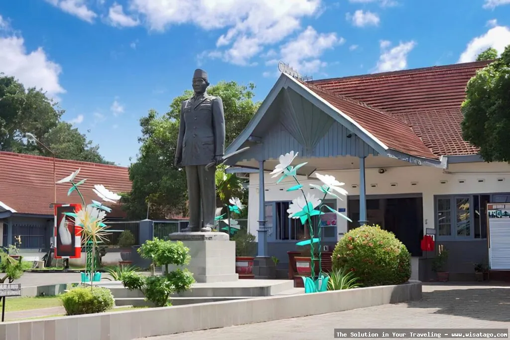 Istana Gebang, rumah masa kecil Soekarno