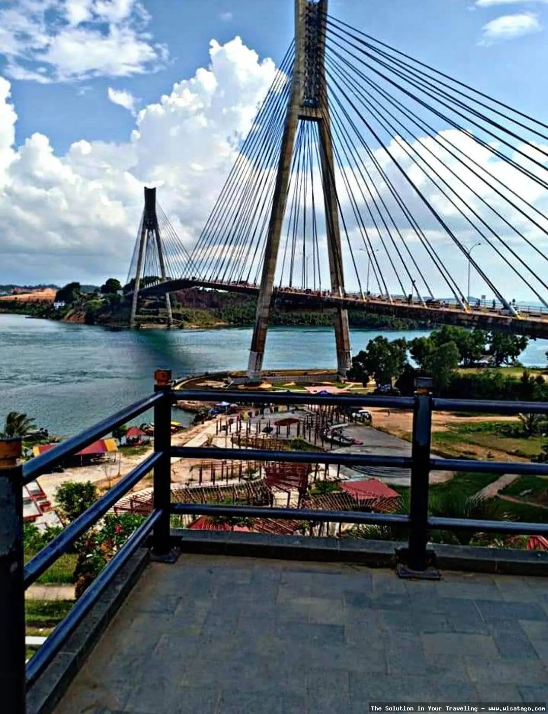 Jembatan Barelang ikonik menghubungkan pulau Batam