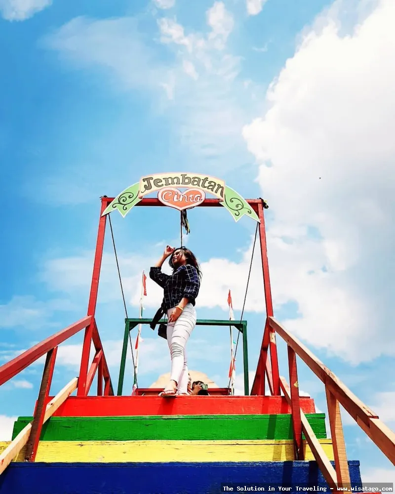 Jembatan Cinta Betayau, pemandangan indah