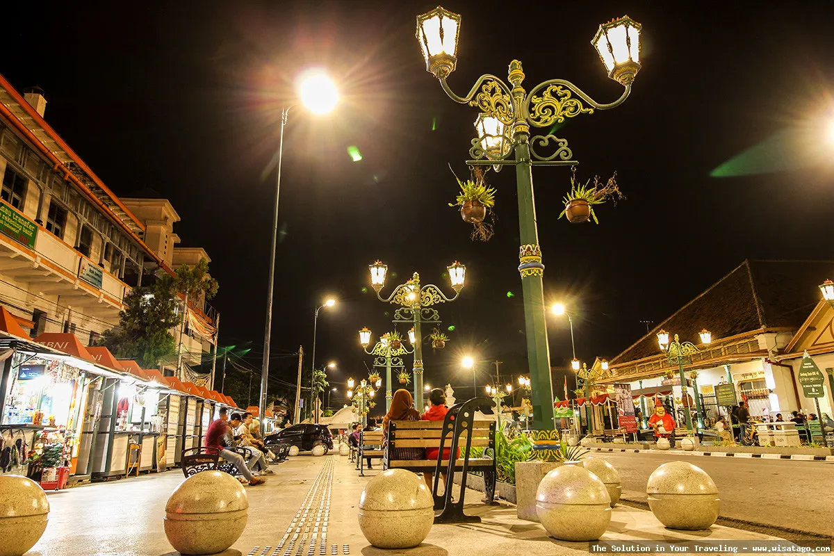 Jogja: Suasana Malioboro yang ramai