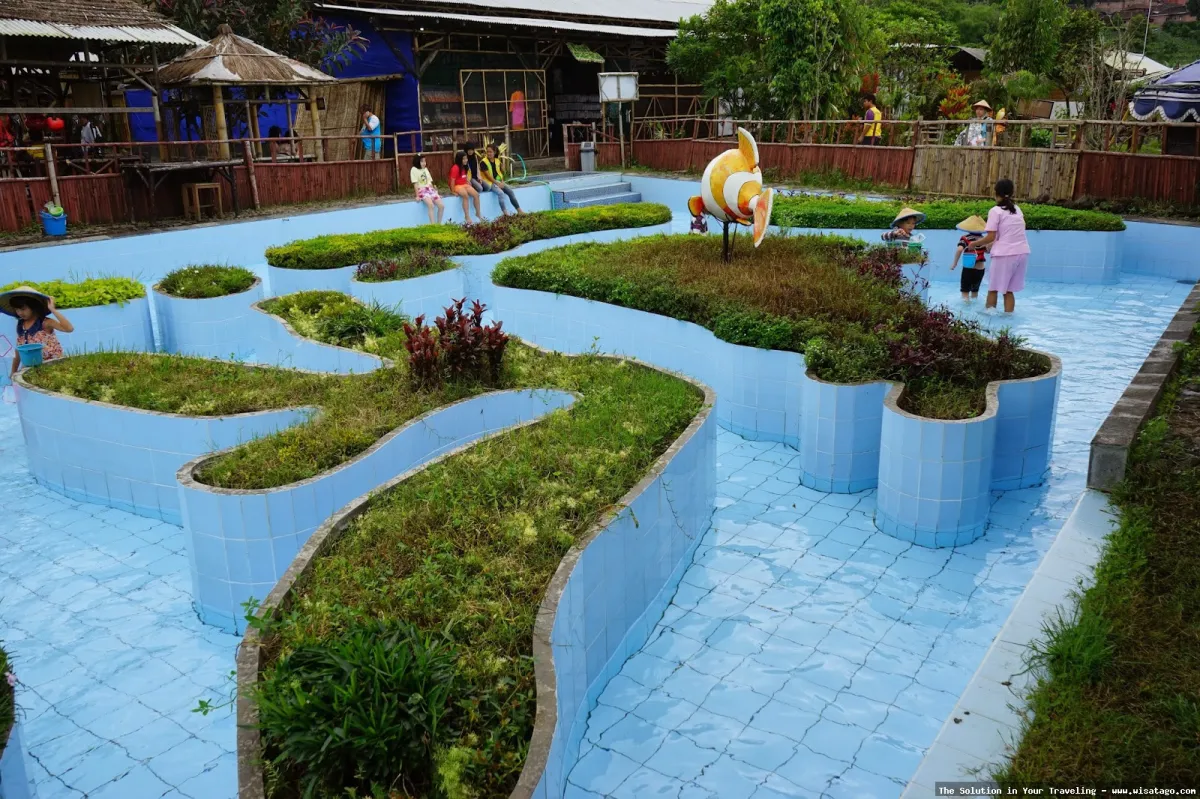 Kampoeng Kidz: Wahana edukasi anak.