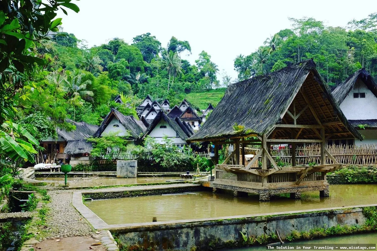 Kampung Naga, perkampungan adat Sunda