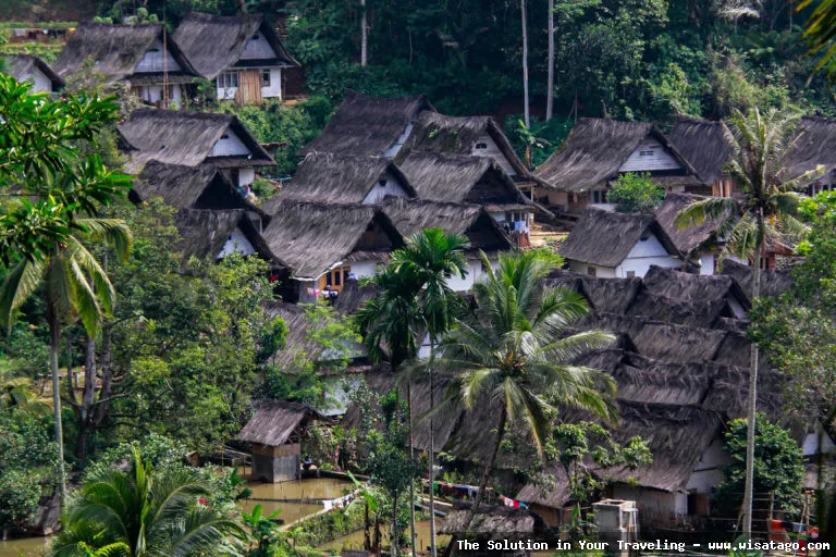 Kampung Naga, suasana perkampungan tradisional