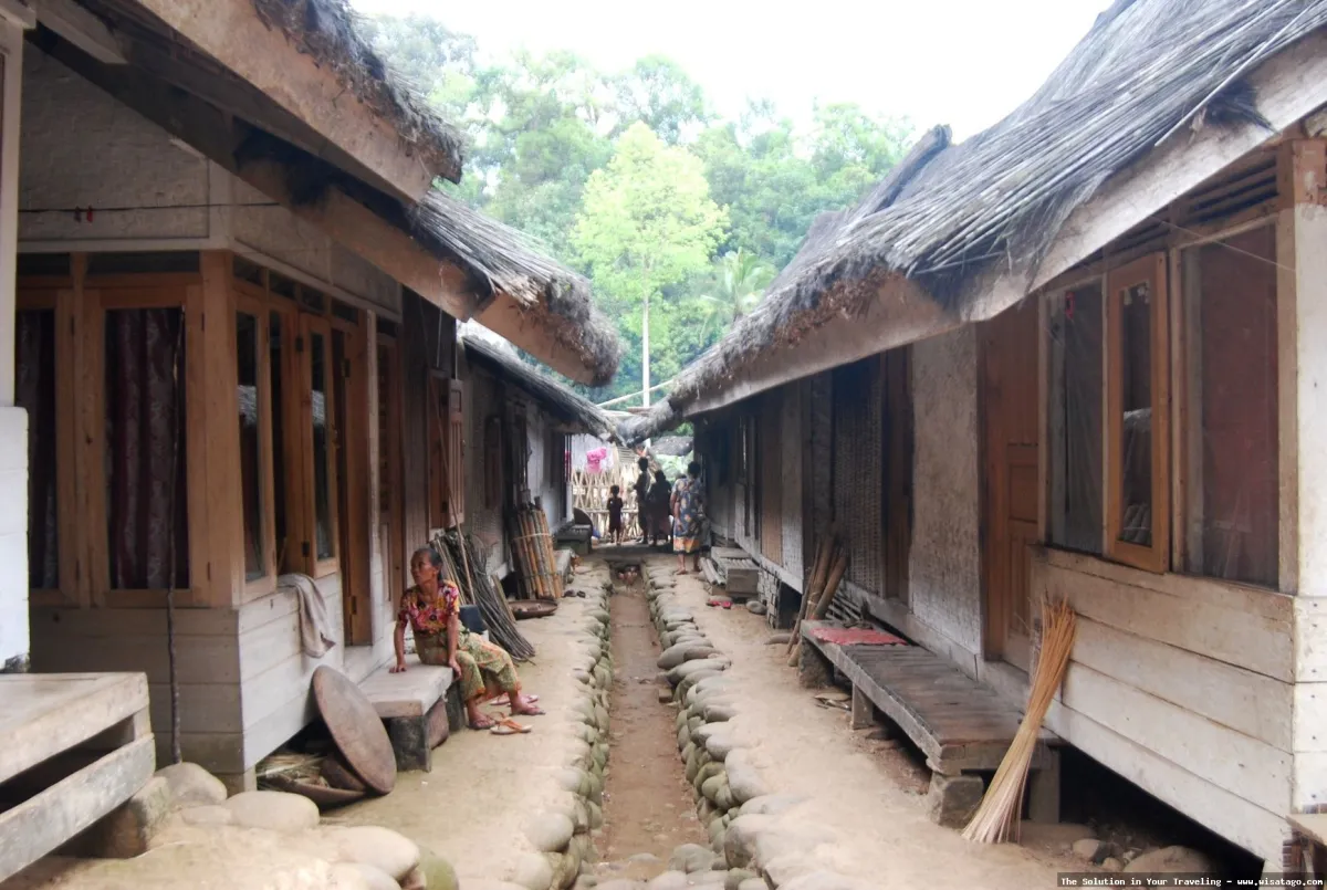Kampung Naga, perkampungan adat Sunda