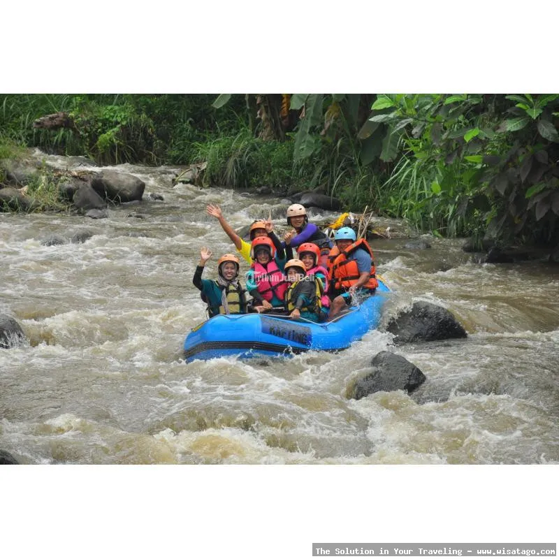 Kasembon Rafting: Serunya arung jeram