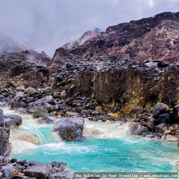 Kawah Ratu: Keindahan kawah vulkanik
