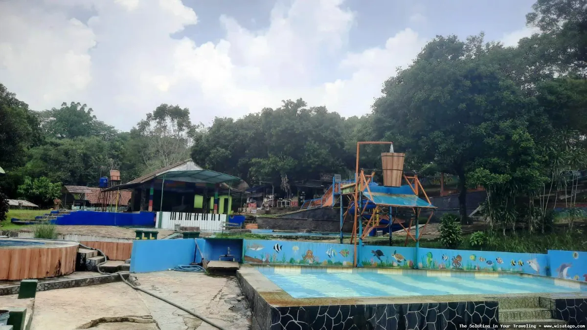 Kolam Renang Ciheuleut yang menyegarkan
