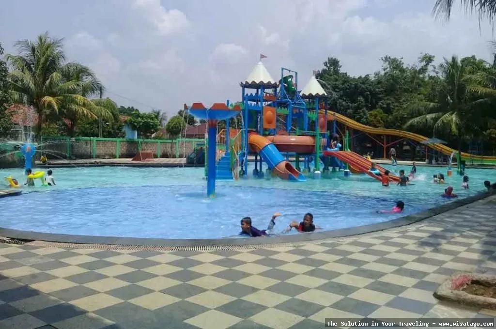 Kolam Renang Pasir Putih: Tips, Harga Tiket, Kuliner, Lokasi, Fasilitas dan Spot