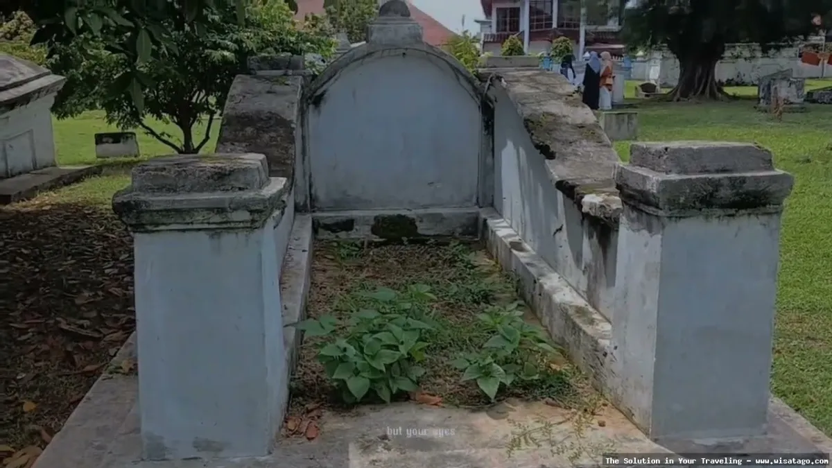 Kompleks Makam Inggris yang megah.
