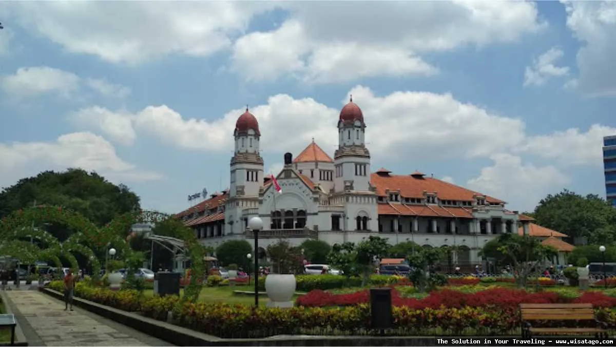 Lawang Sewu, bangunan bersejarah di Semarang