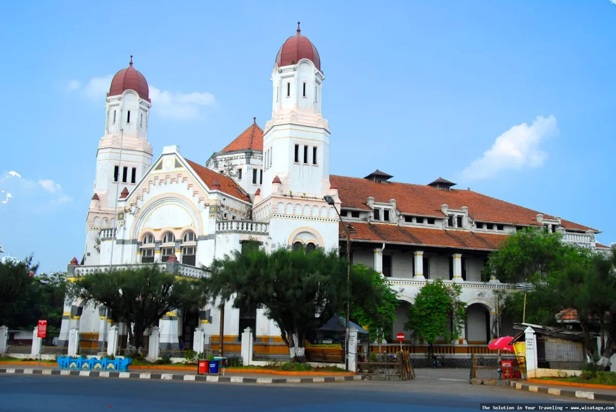 Lawang Sewu, bangunan bersejarah di Semarang