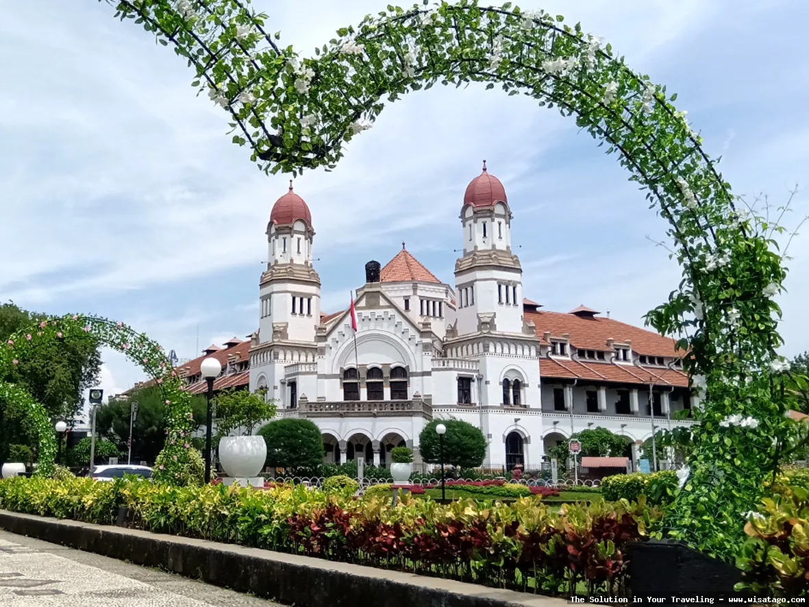 Lawang Sewu, bangunan bersejarah di Semarang