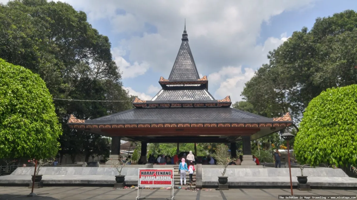 Makam Bung Karno, suasana khidmat terasa
