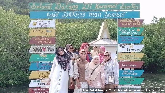 Makam Keramat Siantan, suasana mistis.